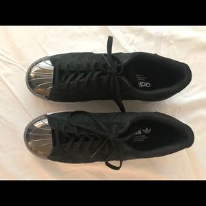 Adidas Originals Superstar 80s Black Metal Toe Cap
